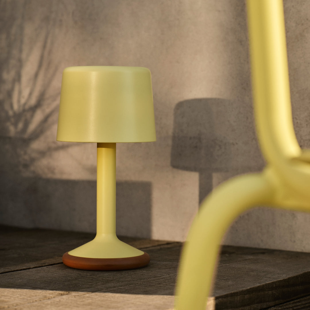 LUU Portable Outdoor Table Lamp