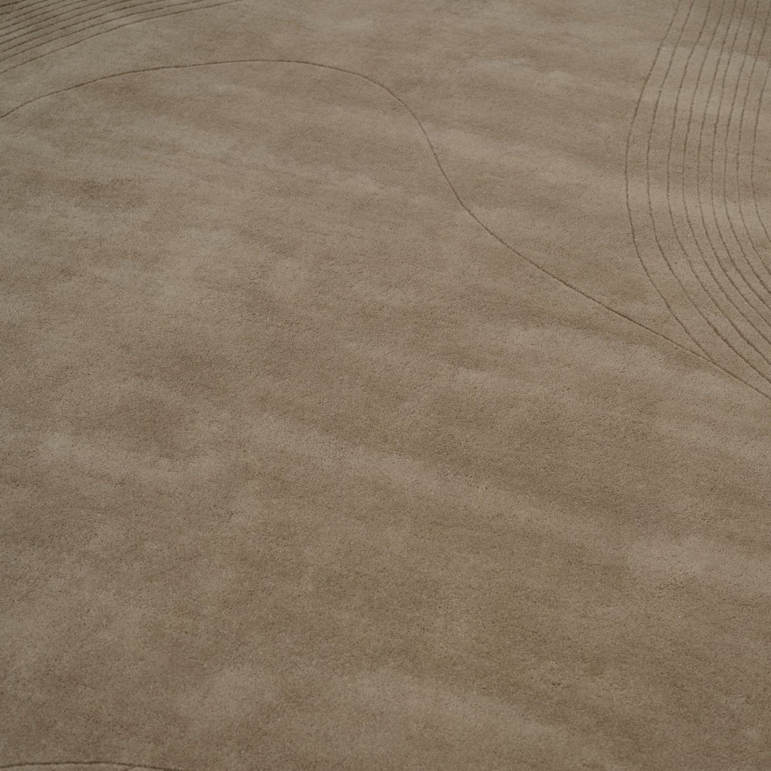 Fluid Arc Rug