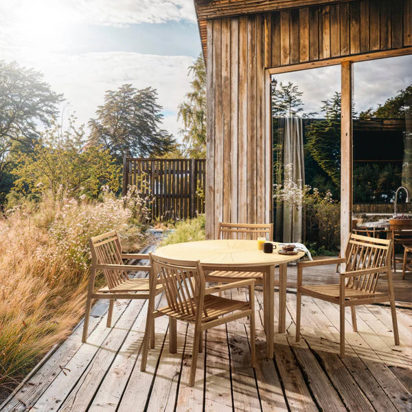 M27 Sammen Round Garden Table