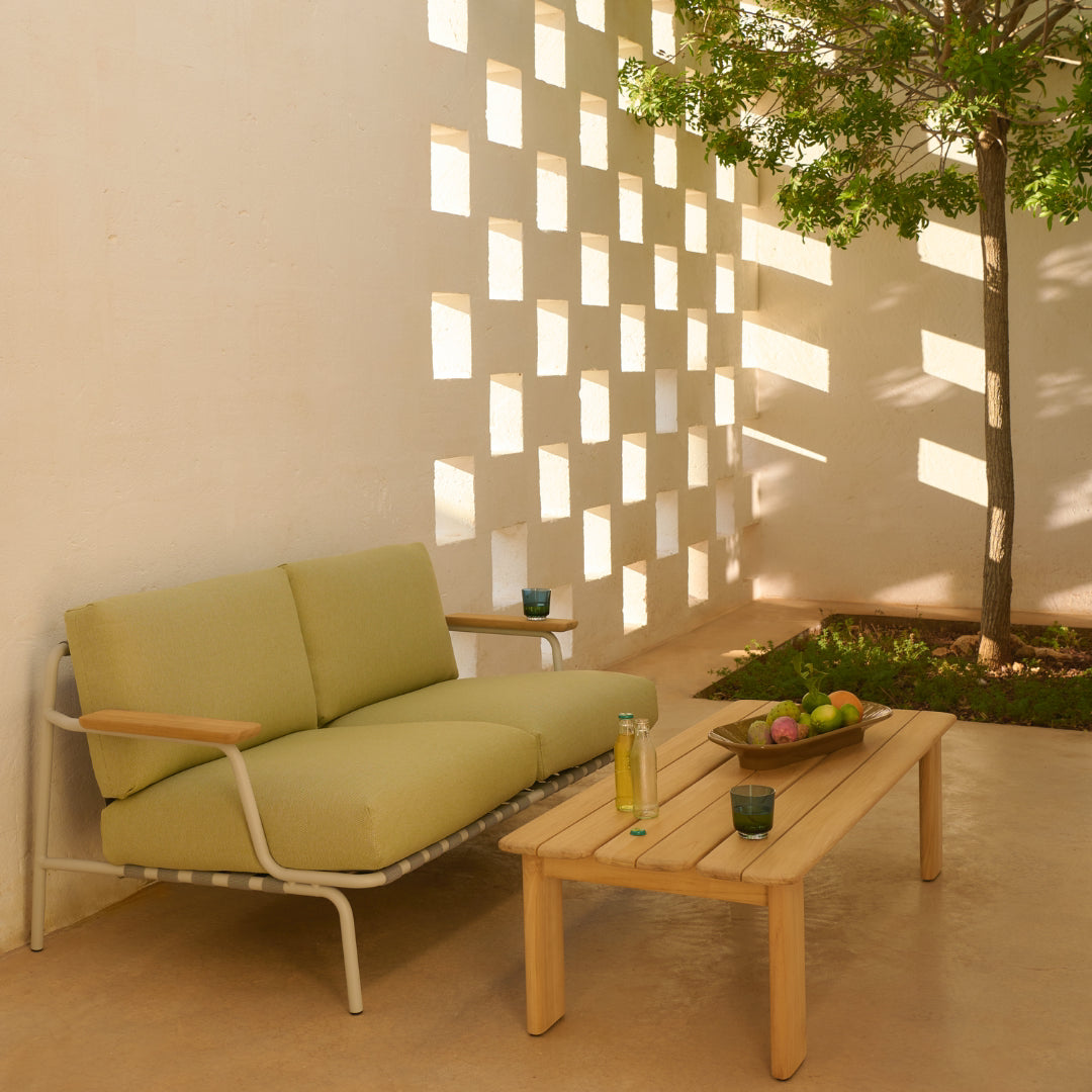 Assemble Coffee Table