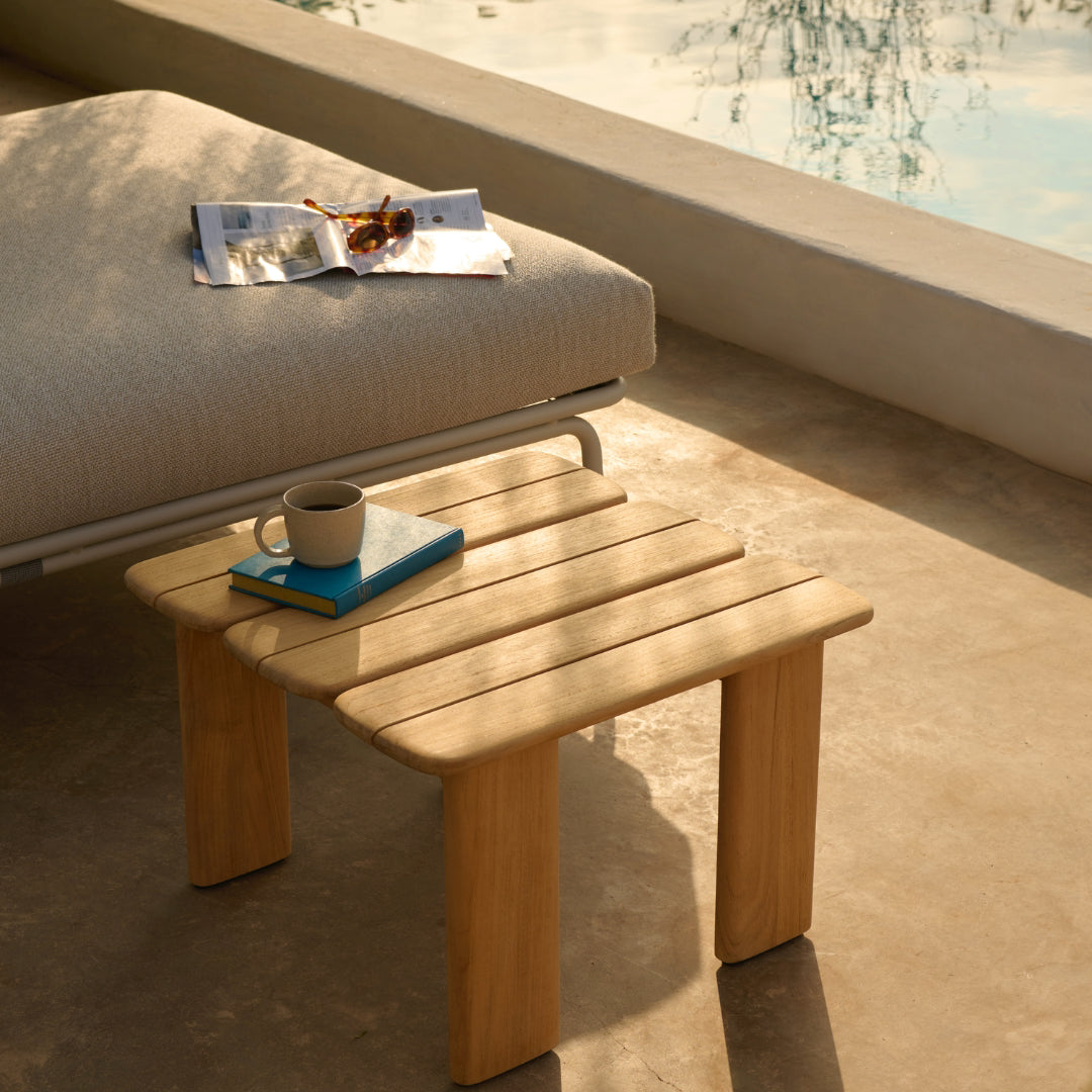 Assemble Coffee Table