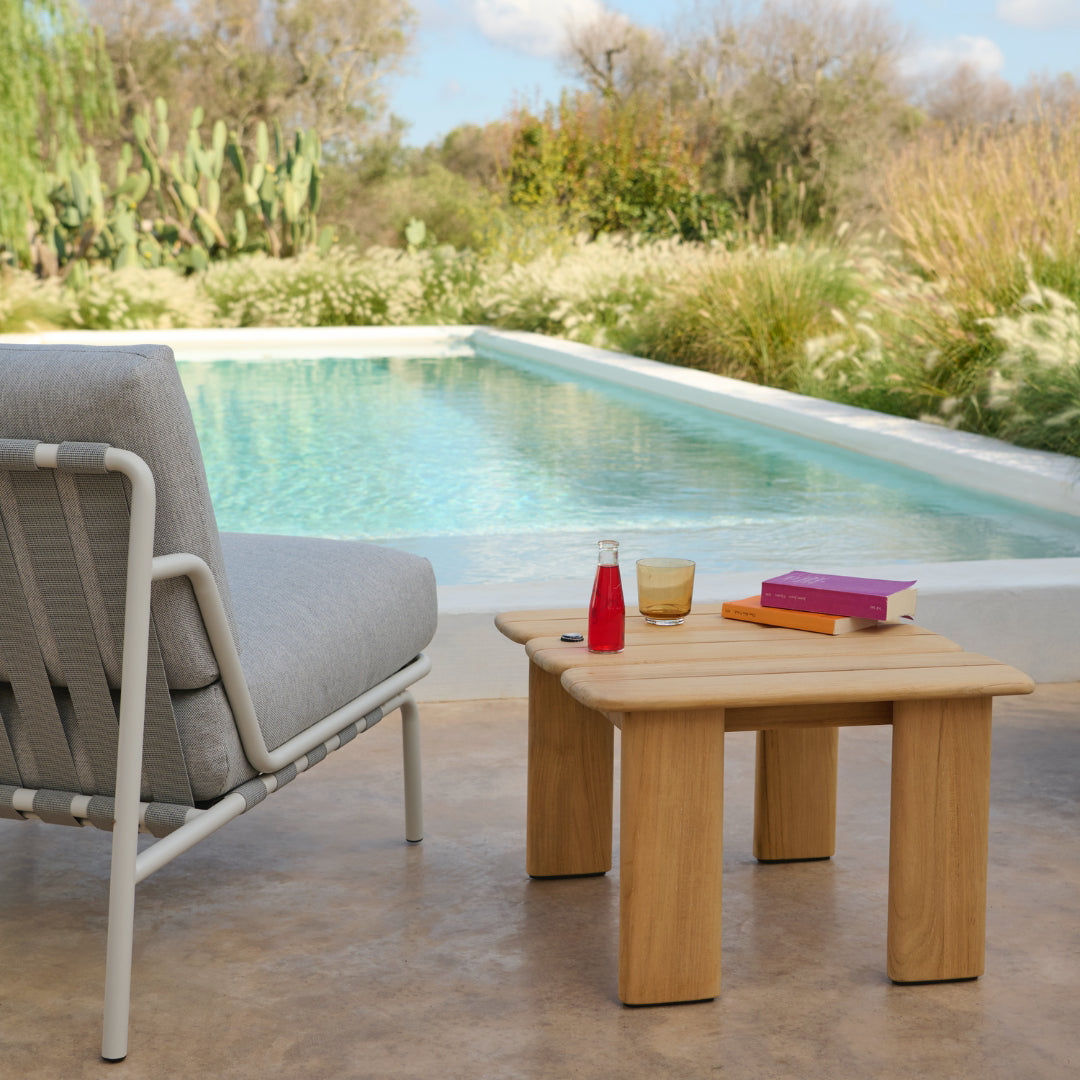 Assemble Coffee Table