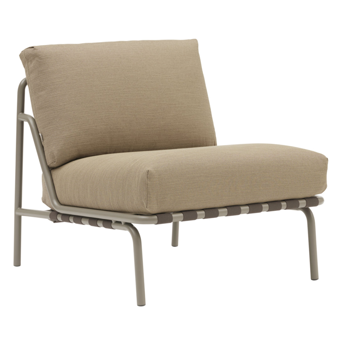Settle Lounge Chair