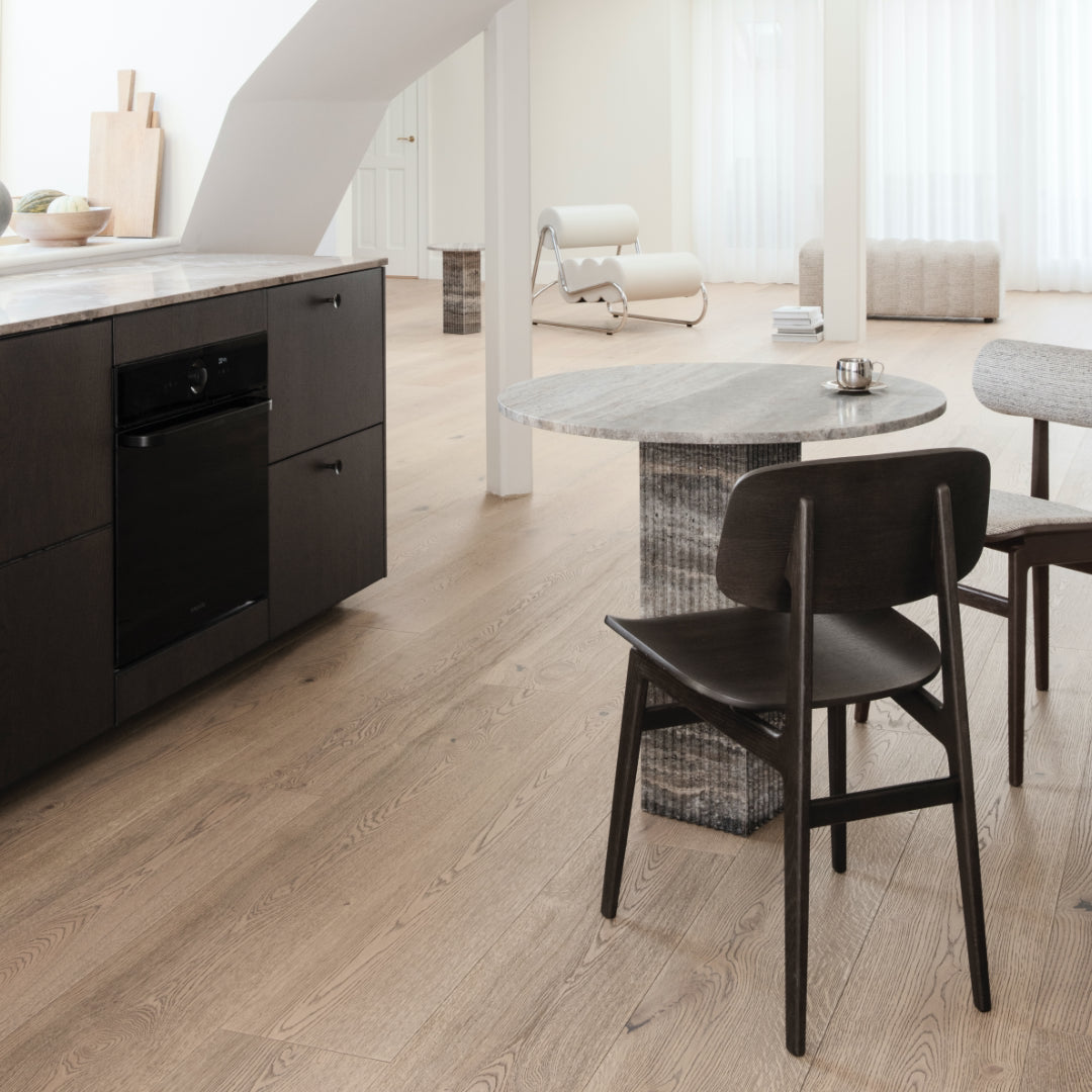 NY11 Chair - Upholstered Seat