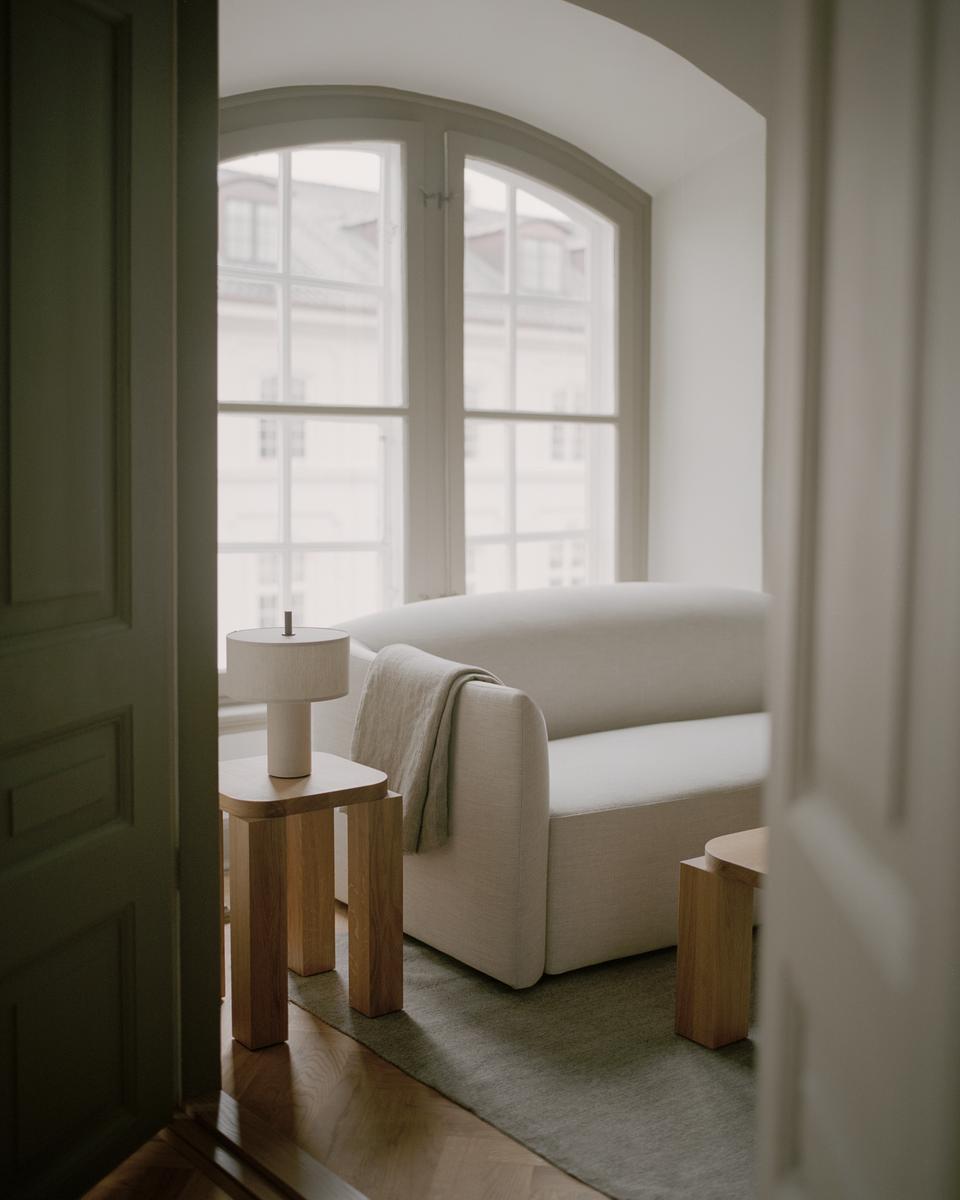 Margin Portable Table Lamp