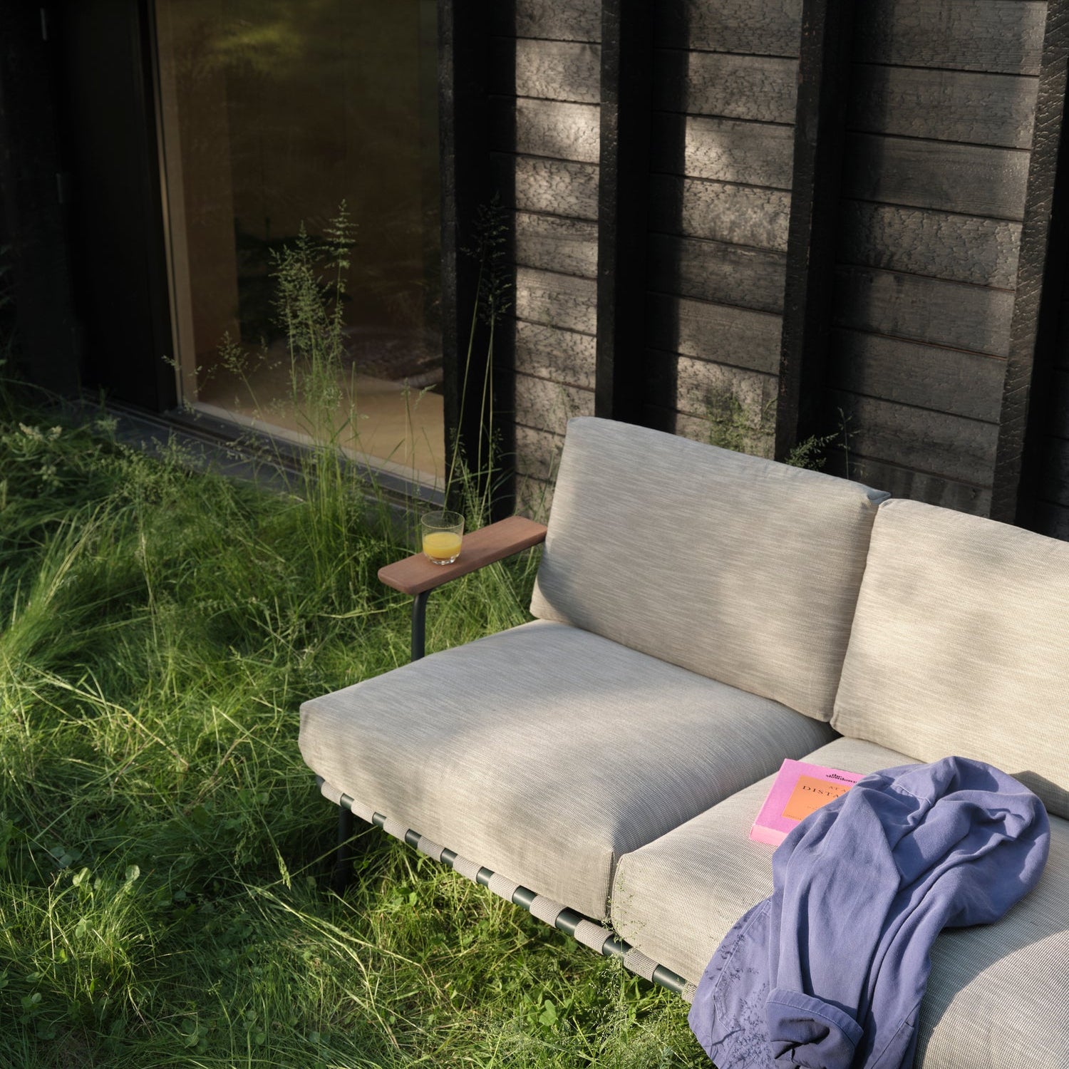 Settle 3-Seater Sofa w/ Armrest