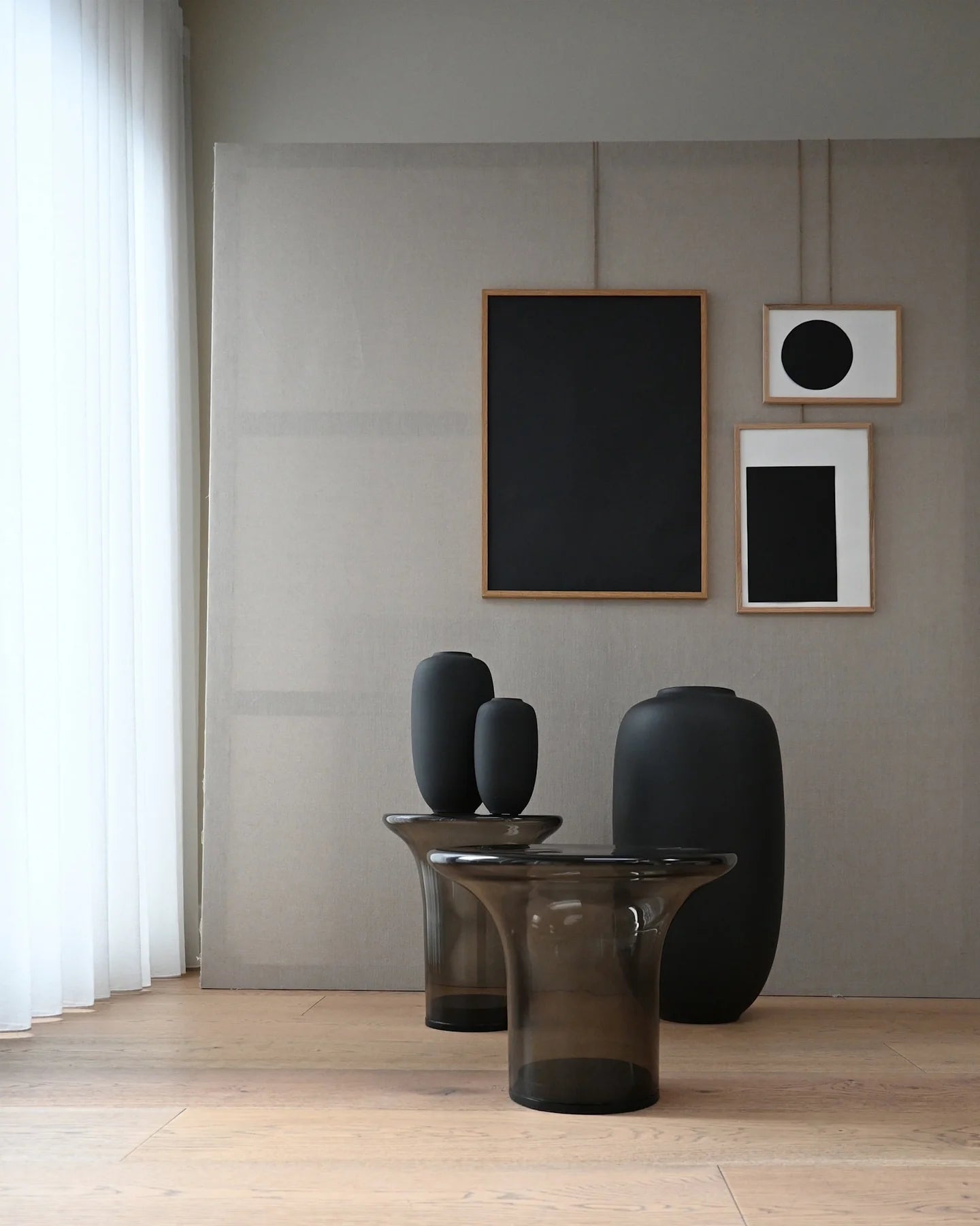 Trumpet Table - Glass