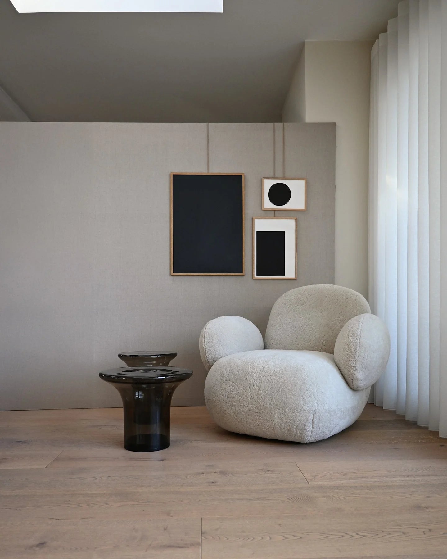 Trumpet Table - Glass