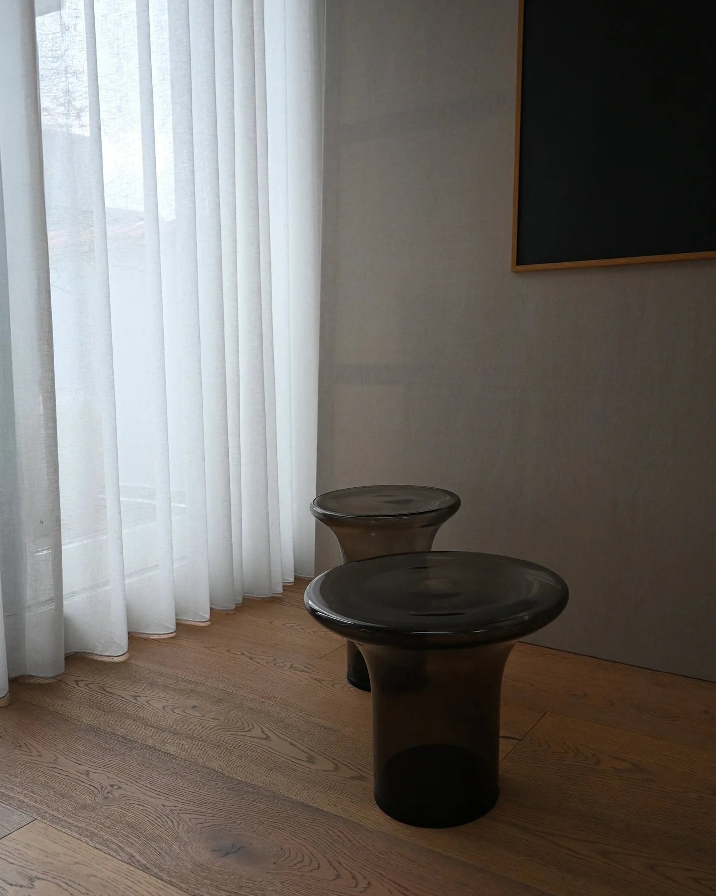 Trumpet Table - Glass