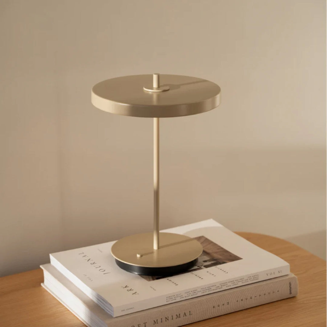 Asteria Move Monochrome Portable Lamp