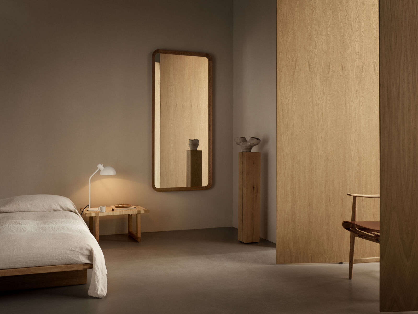 VLA62 Radio House Mirror