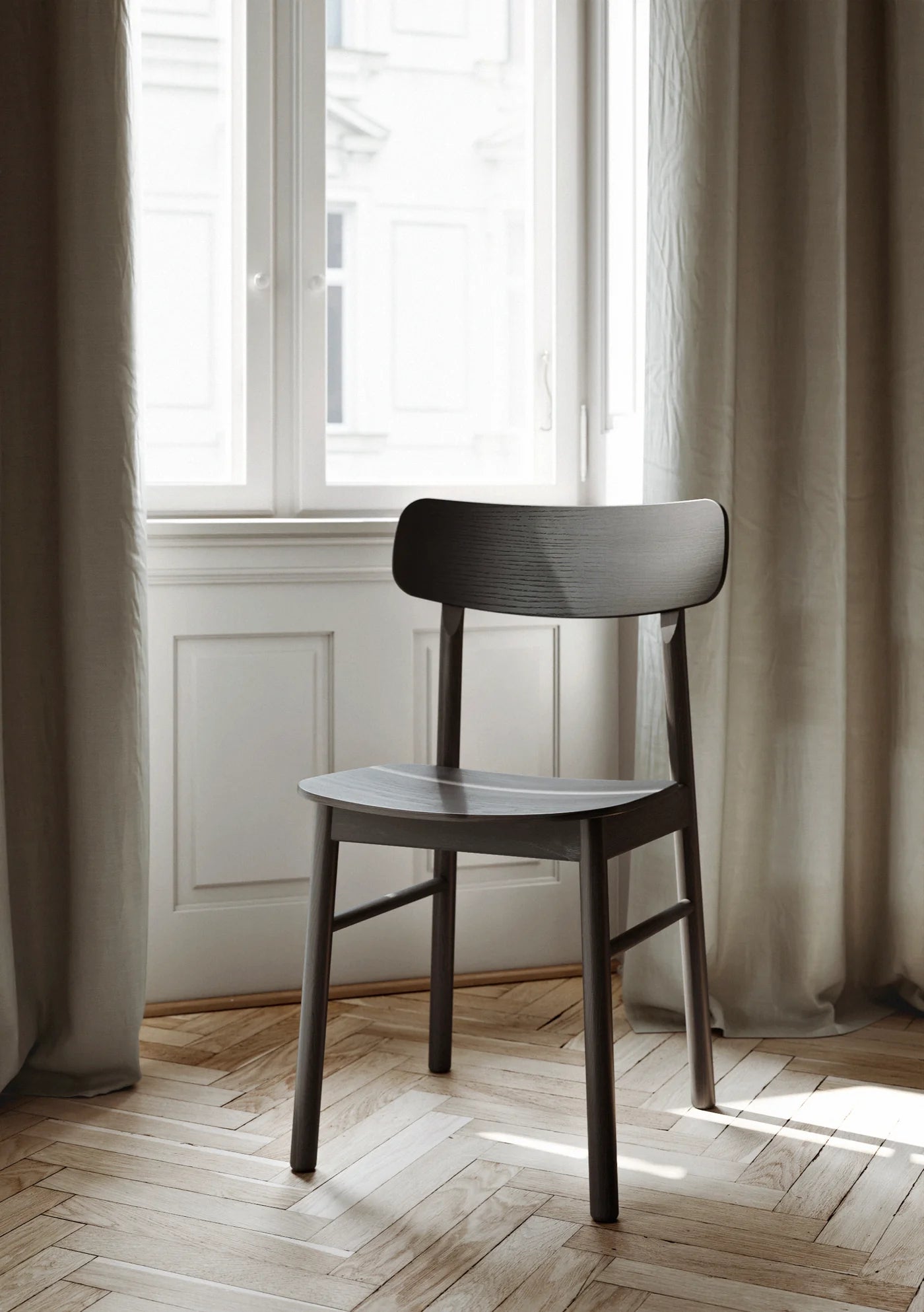 Soma Dining Chair