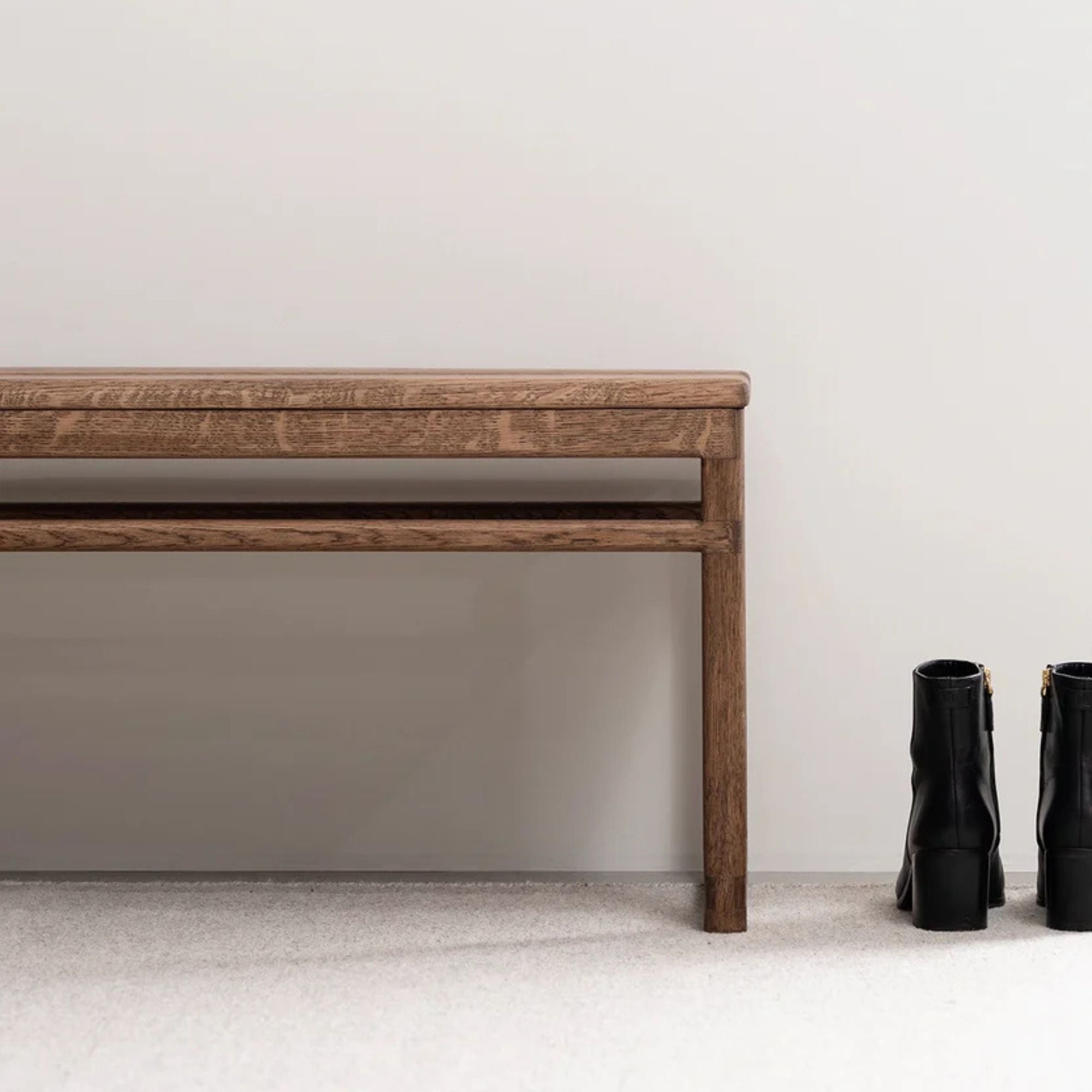 Alva Bench