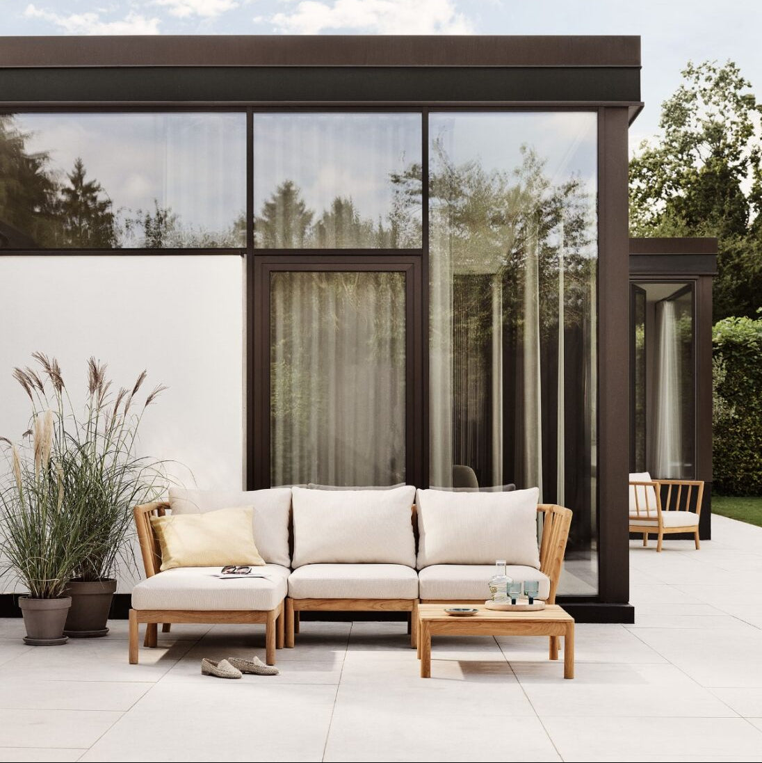 Tradition Outdoor 3-Seater Sofa Configuration 1