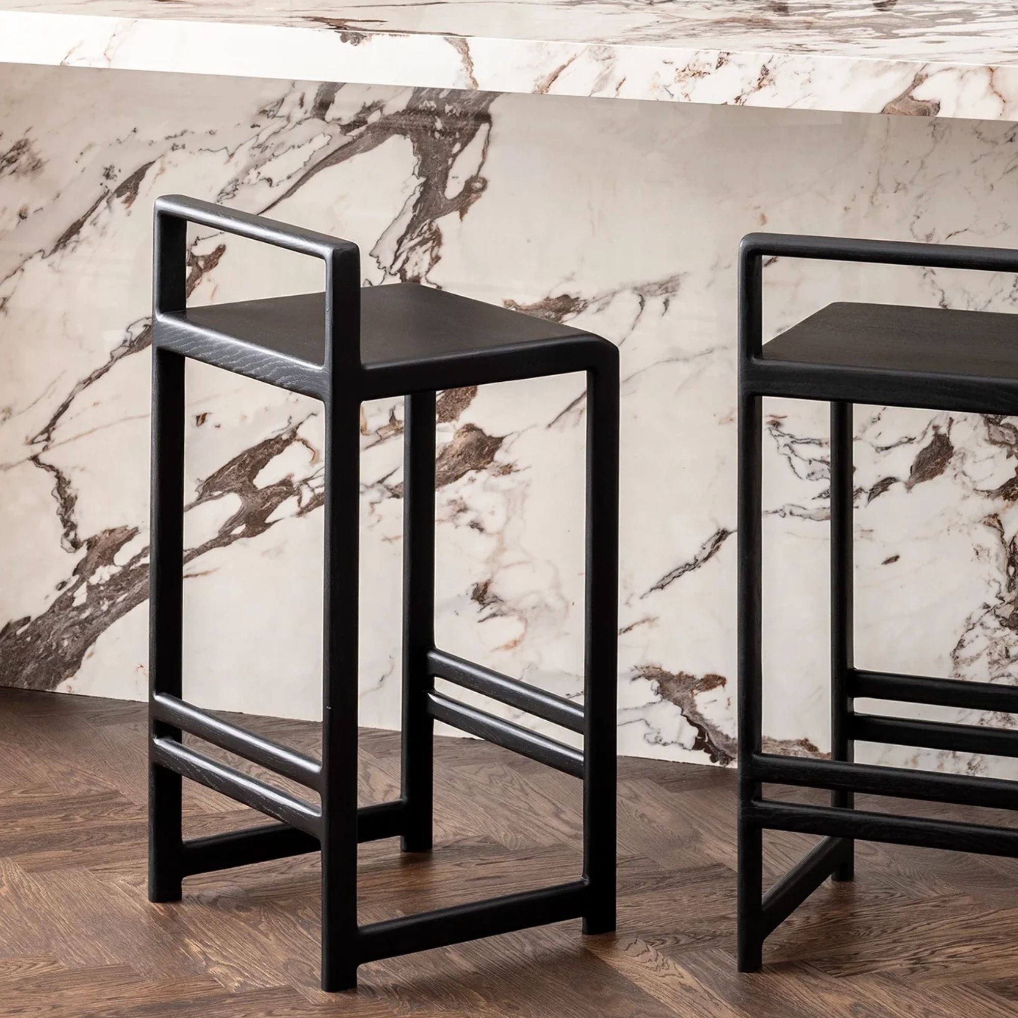Ebba Bar Stool