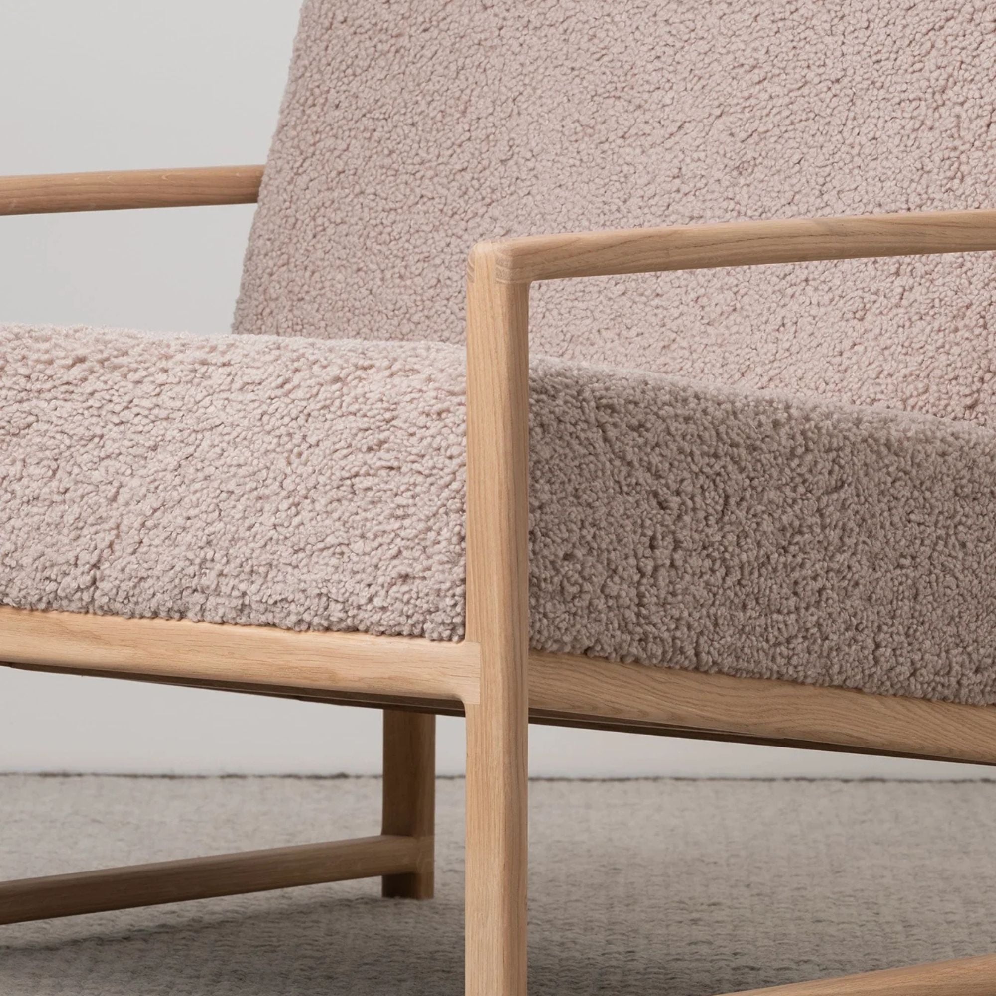 Einar Lounge Chair