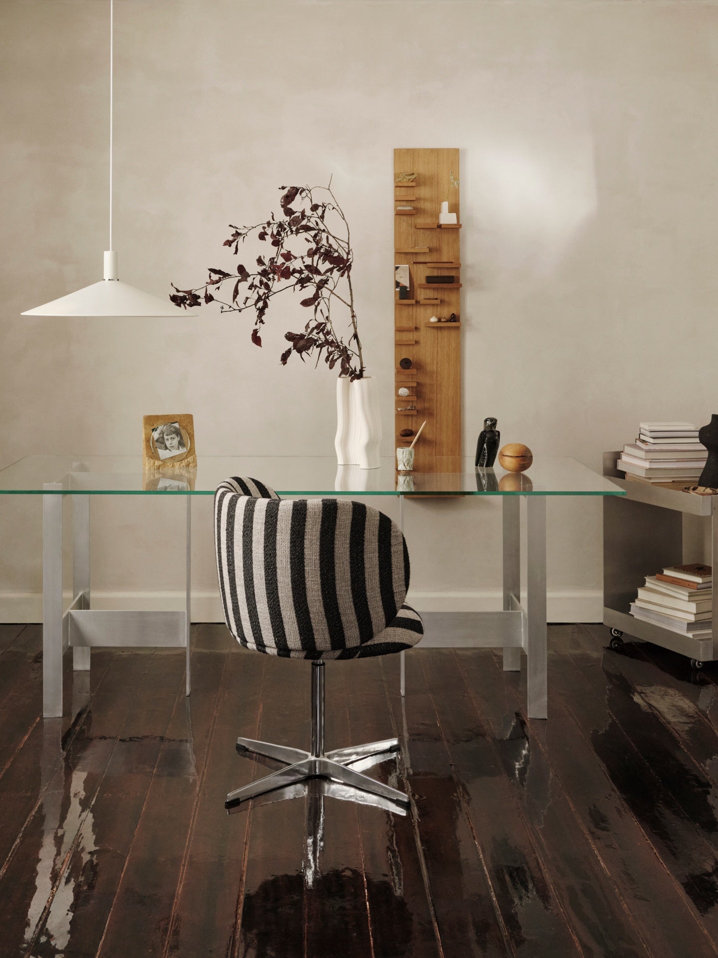 Rico Dining Chair - Swivel - Louisiana - Sand/Black