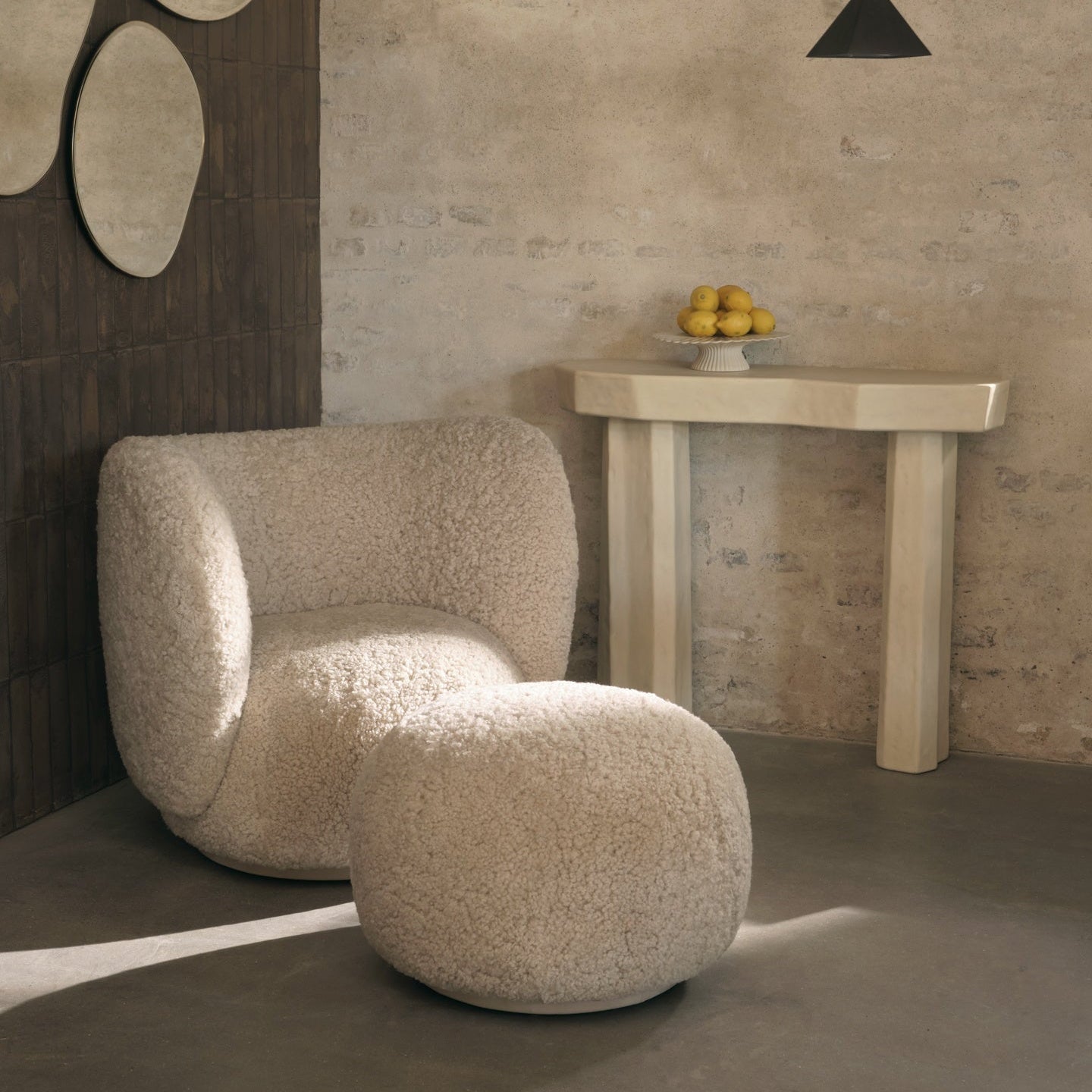 Rico Lounge Chair - Sheepskin - Moonlight
