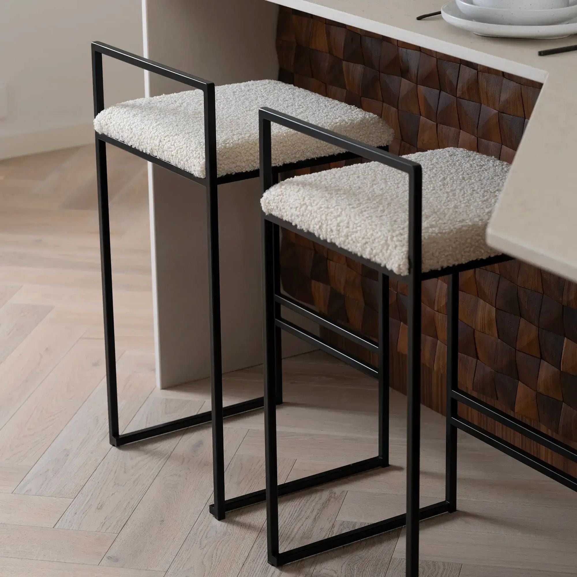 Freja Bar Stool