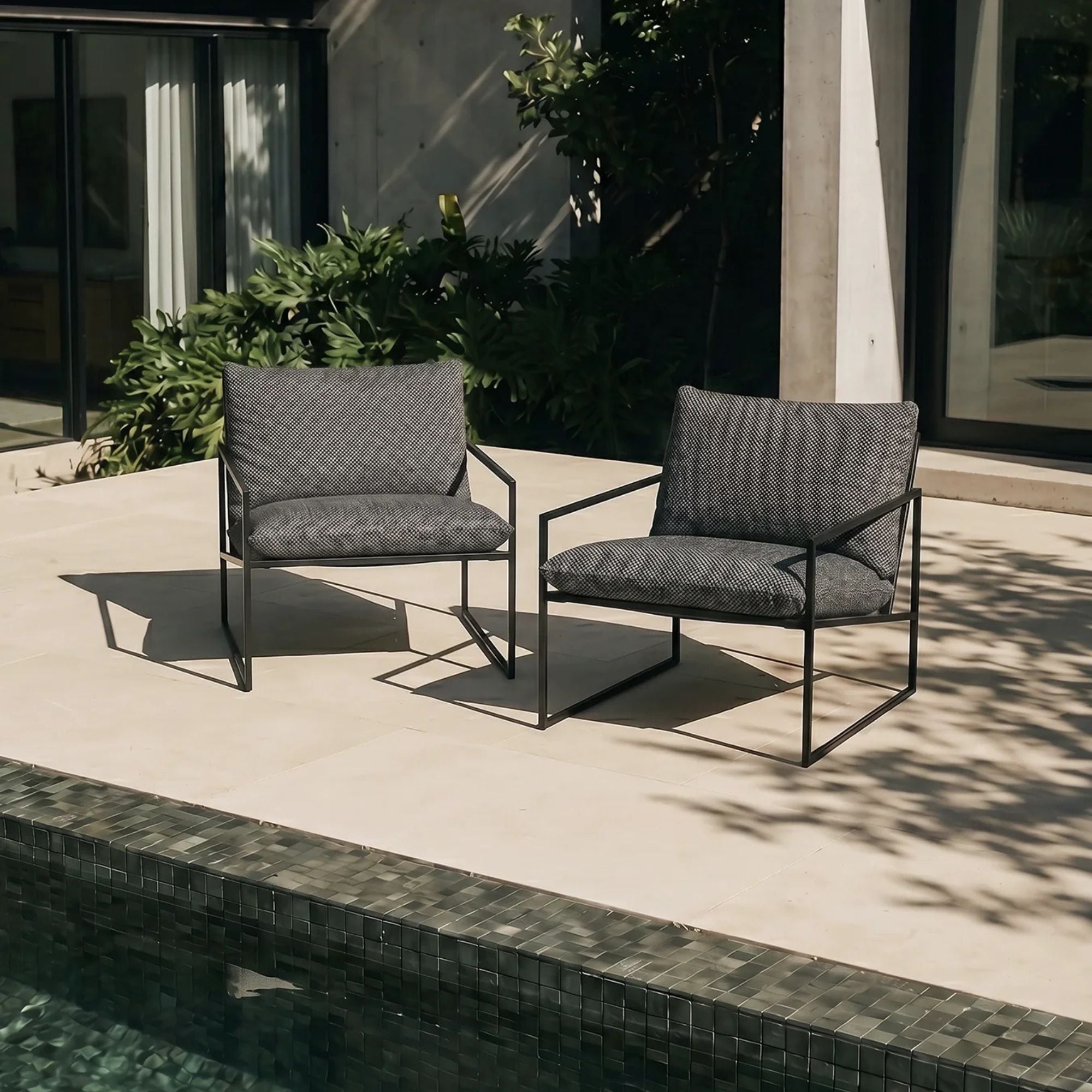 Kenny Outdoor Lounge Chair