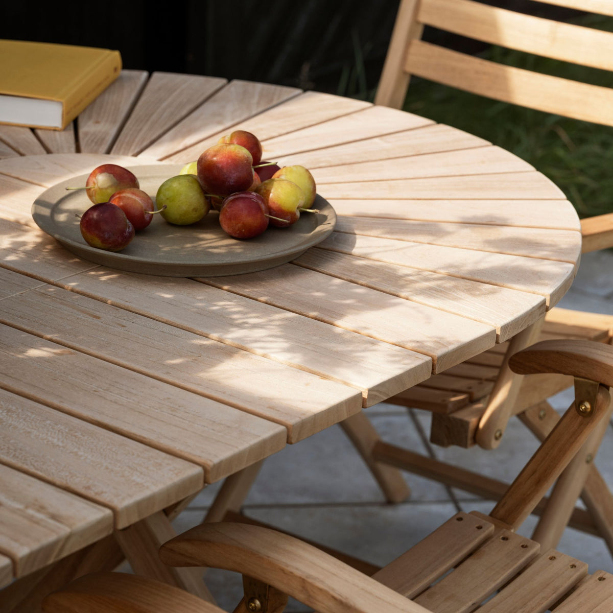 selandia table closeup