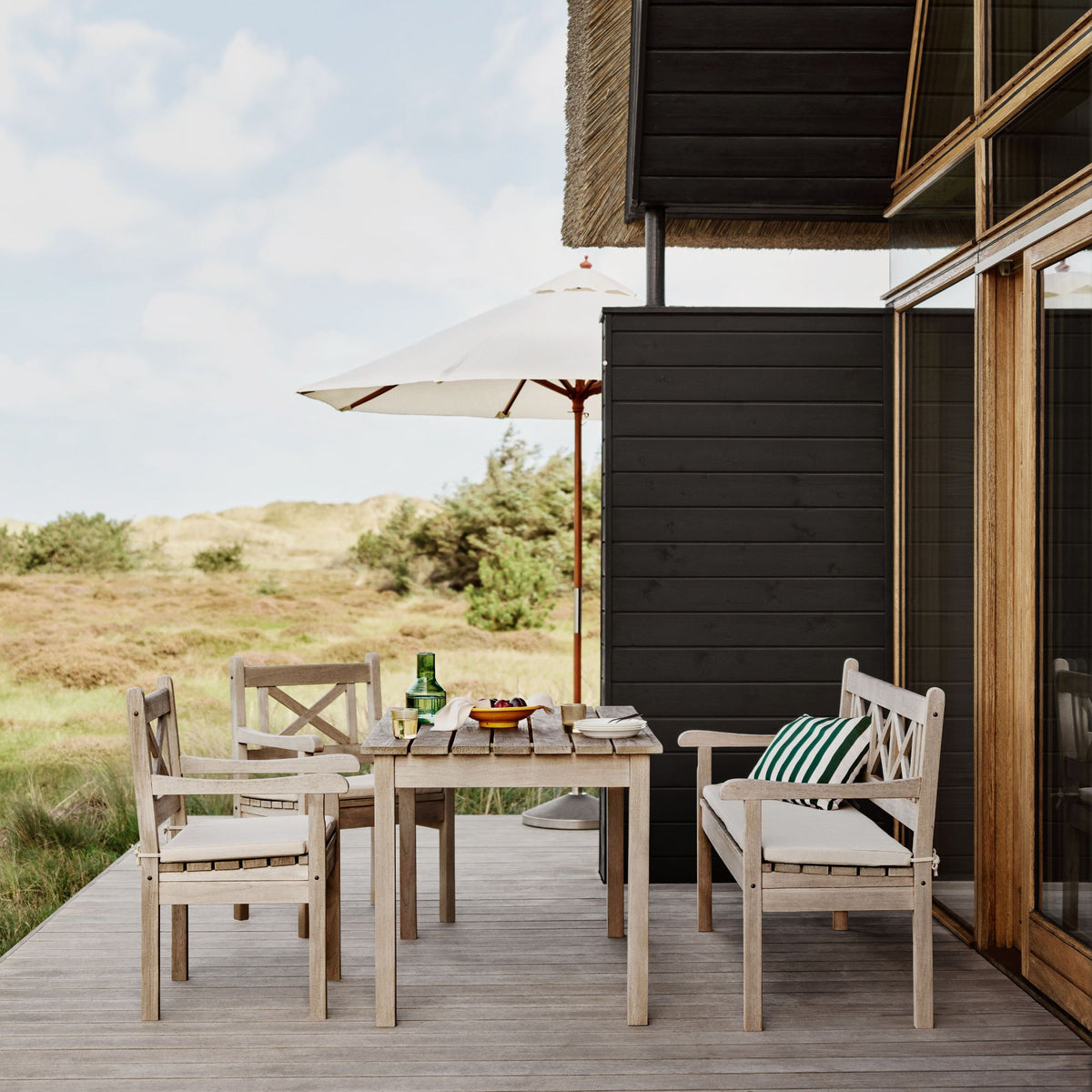 Skagen Table