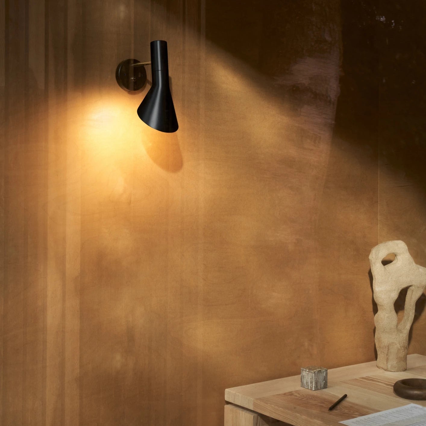 AJ Wall Lamp - Batten Home