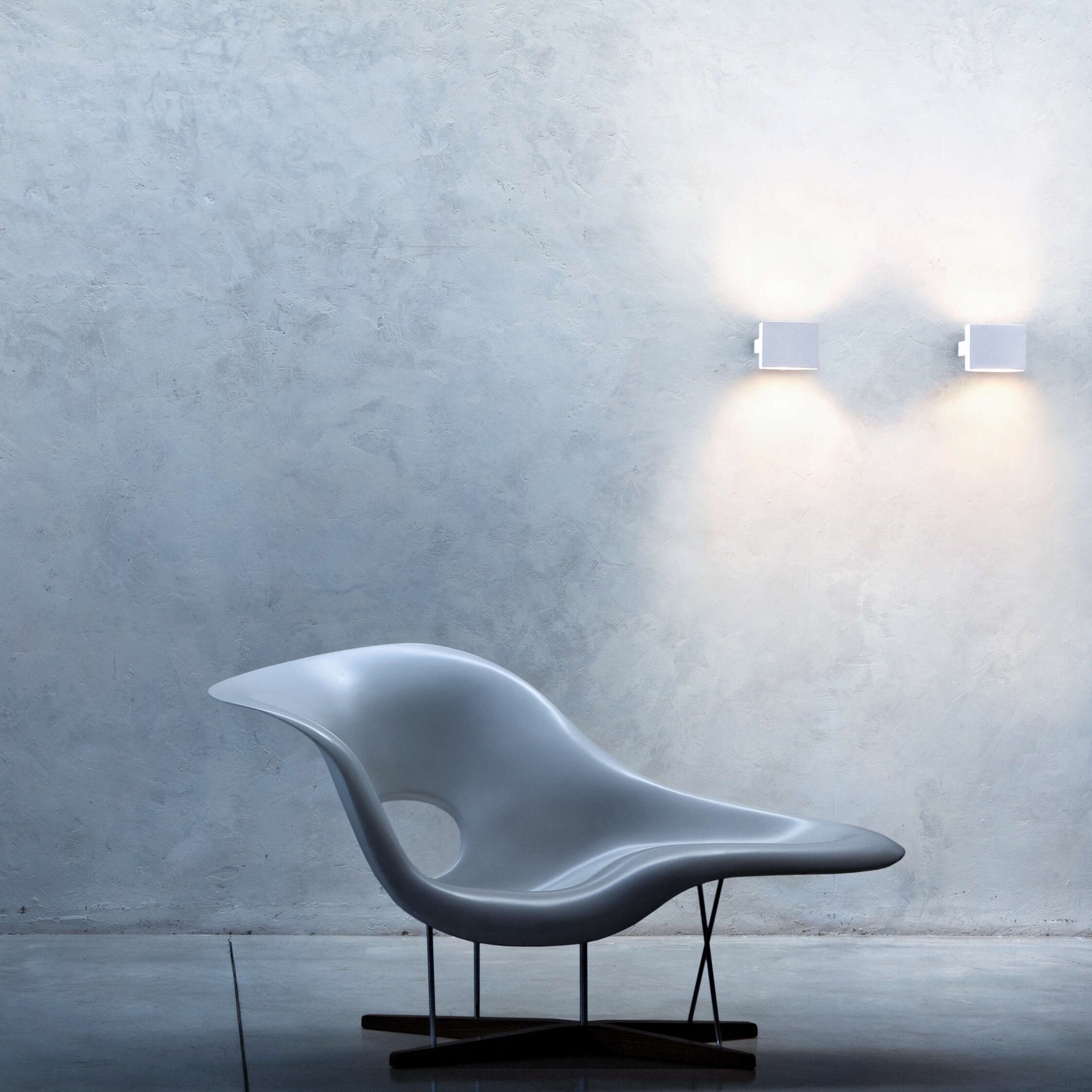 Tight Light Wall Sconce