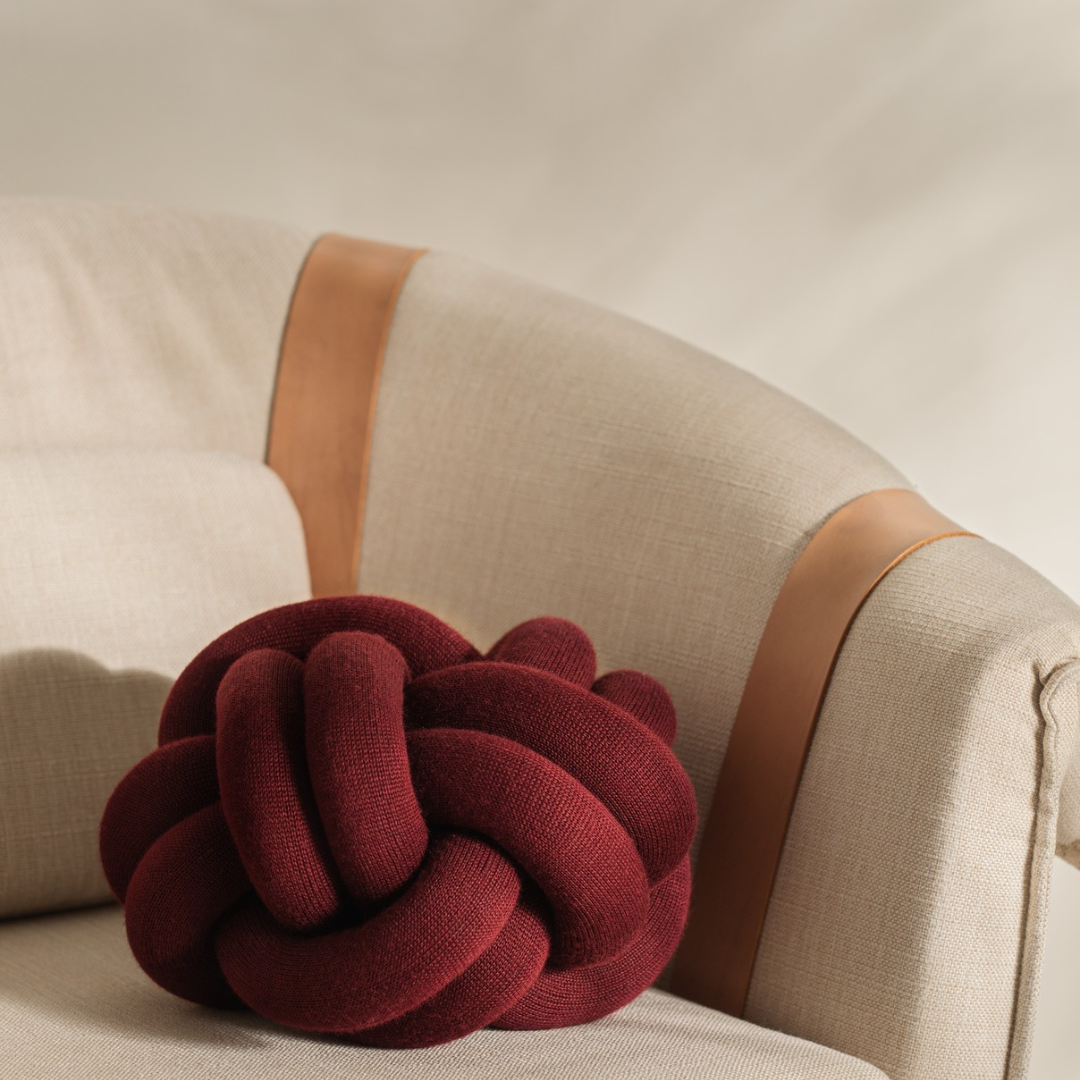 Knot Cushion