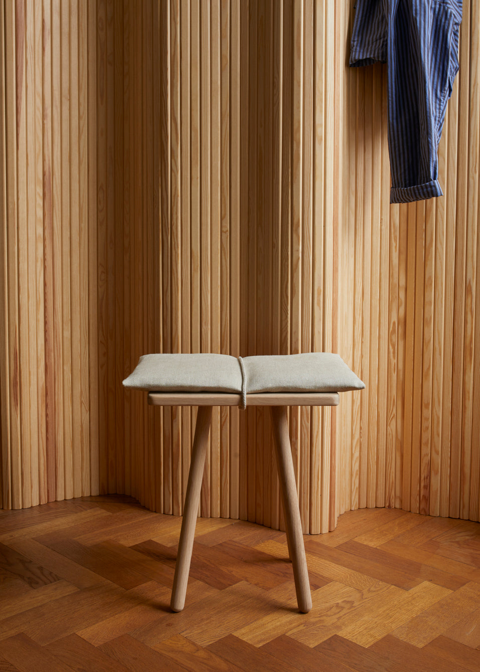 Georg Stool - Batten Home