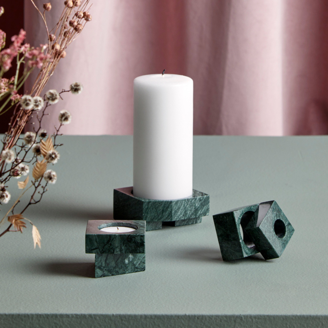 Jeu De Des Candle Holder