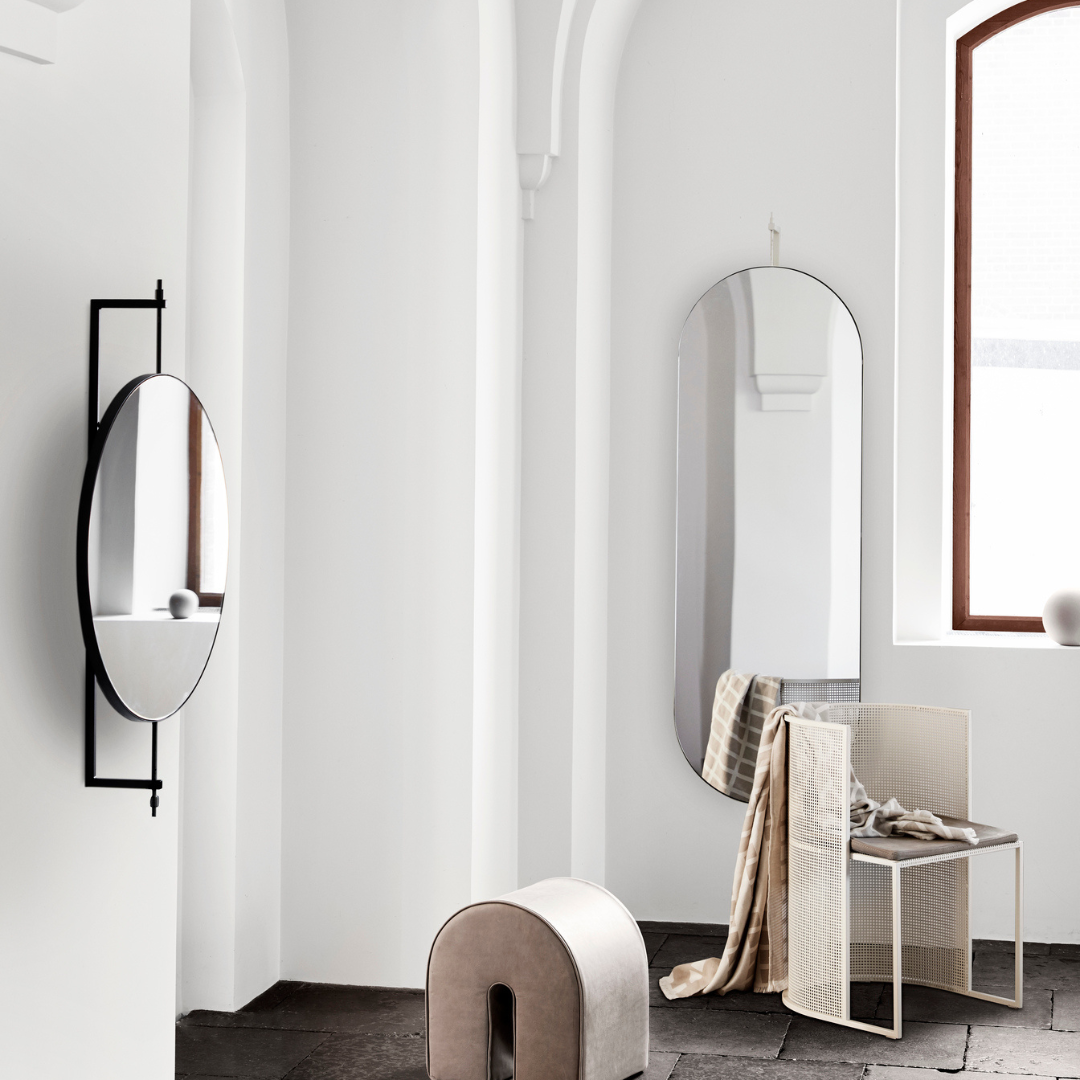 Rotating Mirror - Full Size