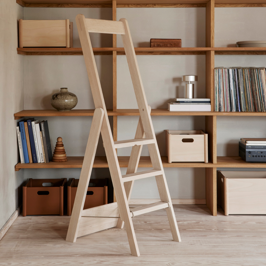 Step By Step Ladder