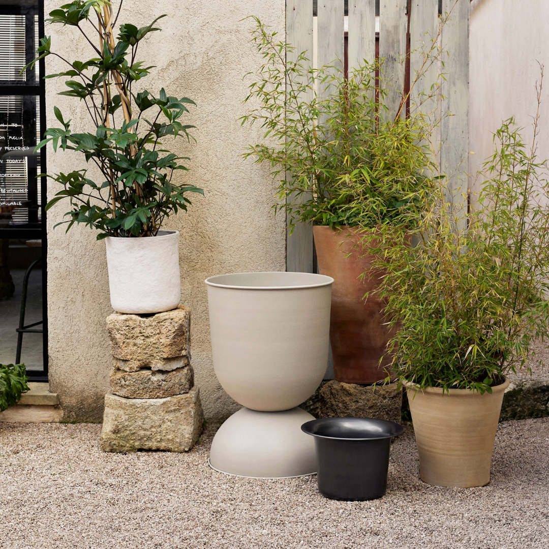 Hourglass Pots - Cashmere