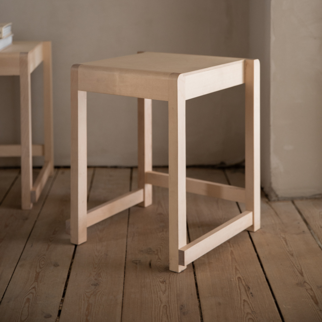 Low Stool 01