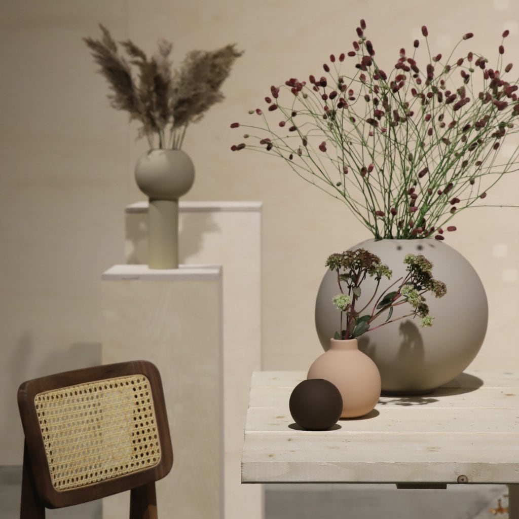 Ball Vase Coffee 8cm