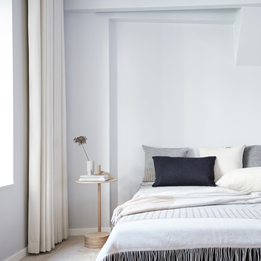 Form and RefineStilk Side Table - Batten Home