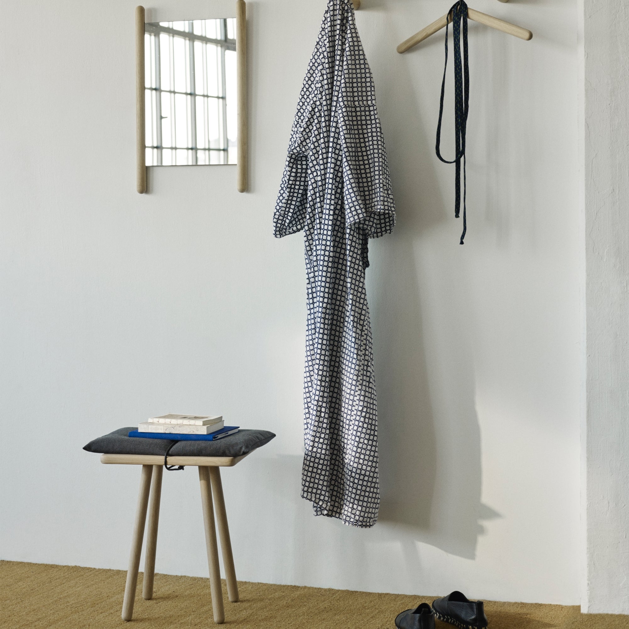 SkagerakGeorg Stool - Batten Home