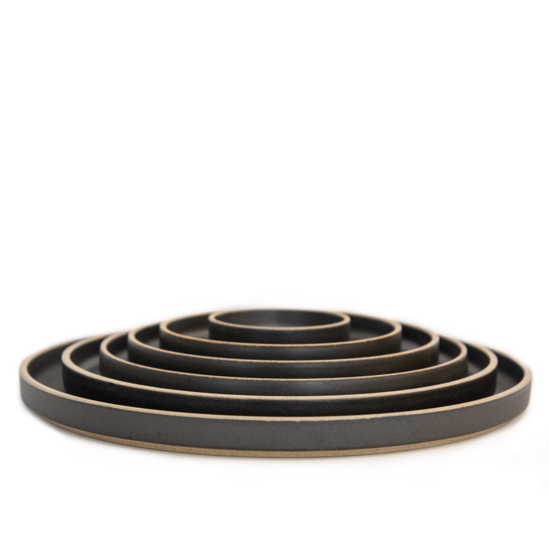 Hasami PorcelainPlate Black - Batten Home