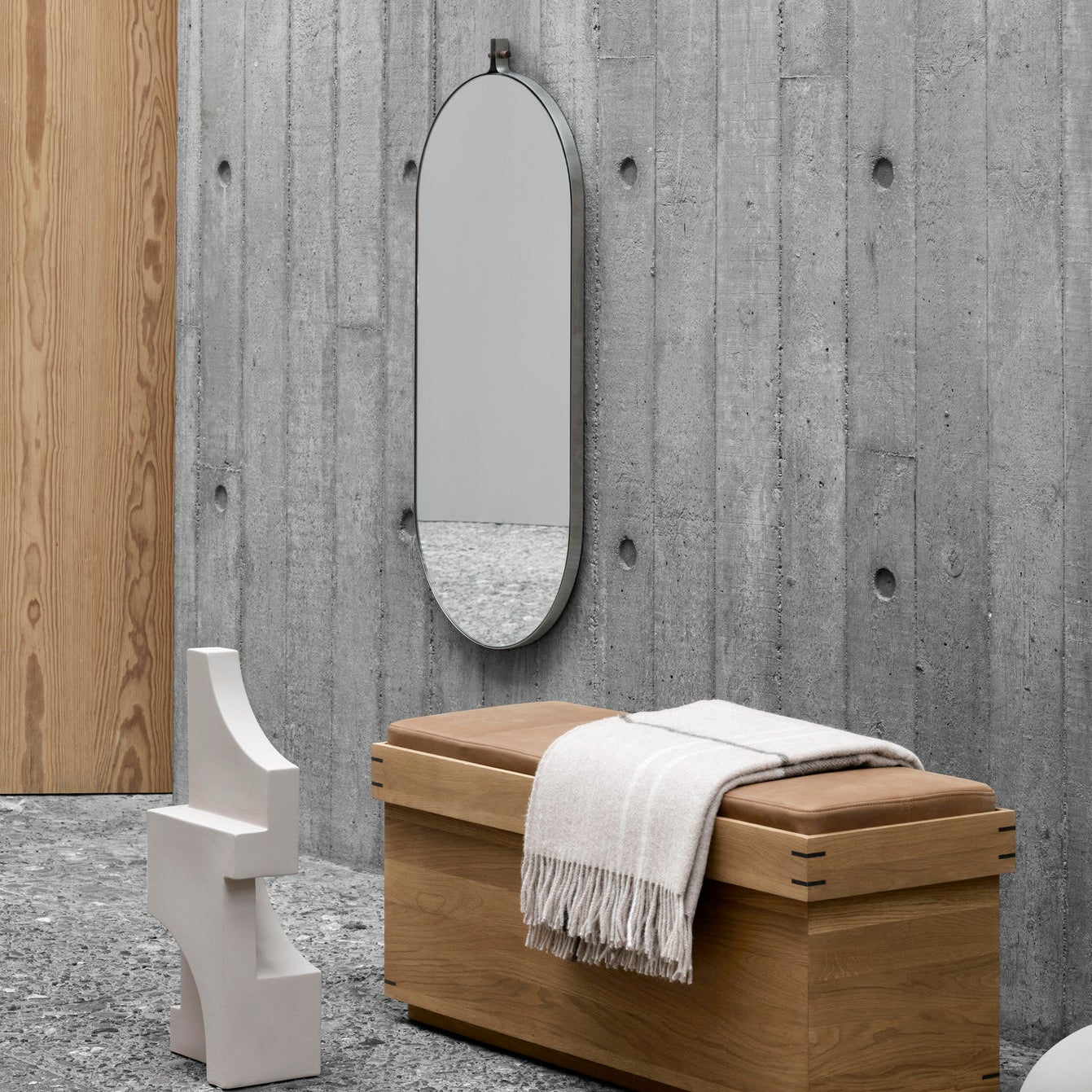 Dowel Mirror Round, Capsule - Batten Home