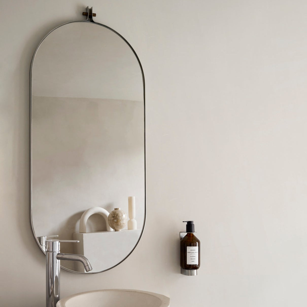 Dowel Mirror Round, Capsule - Batten Home