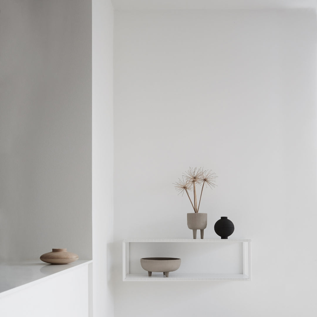 Kristina DamWooden Sphere Black - Batten Home