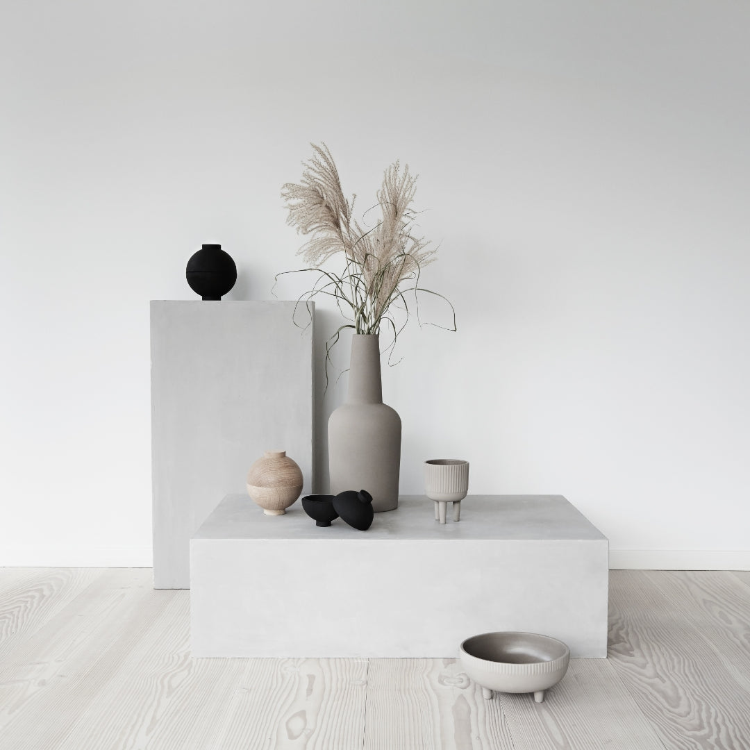 Kristina DamXL Wooden Sphere Black - Batten Home