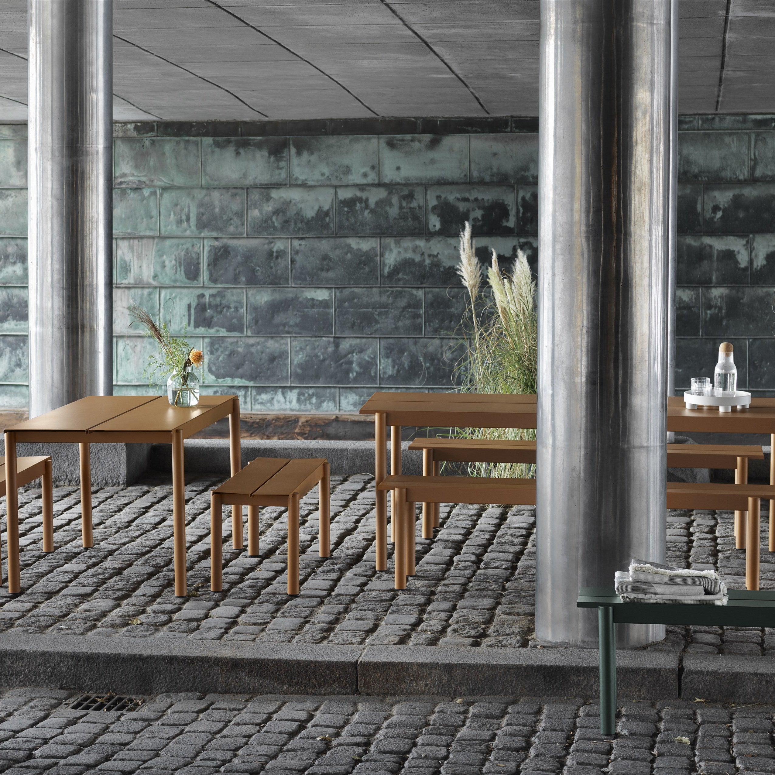 MuutoLinear Steel Bench 110 x 34 - Batten Home