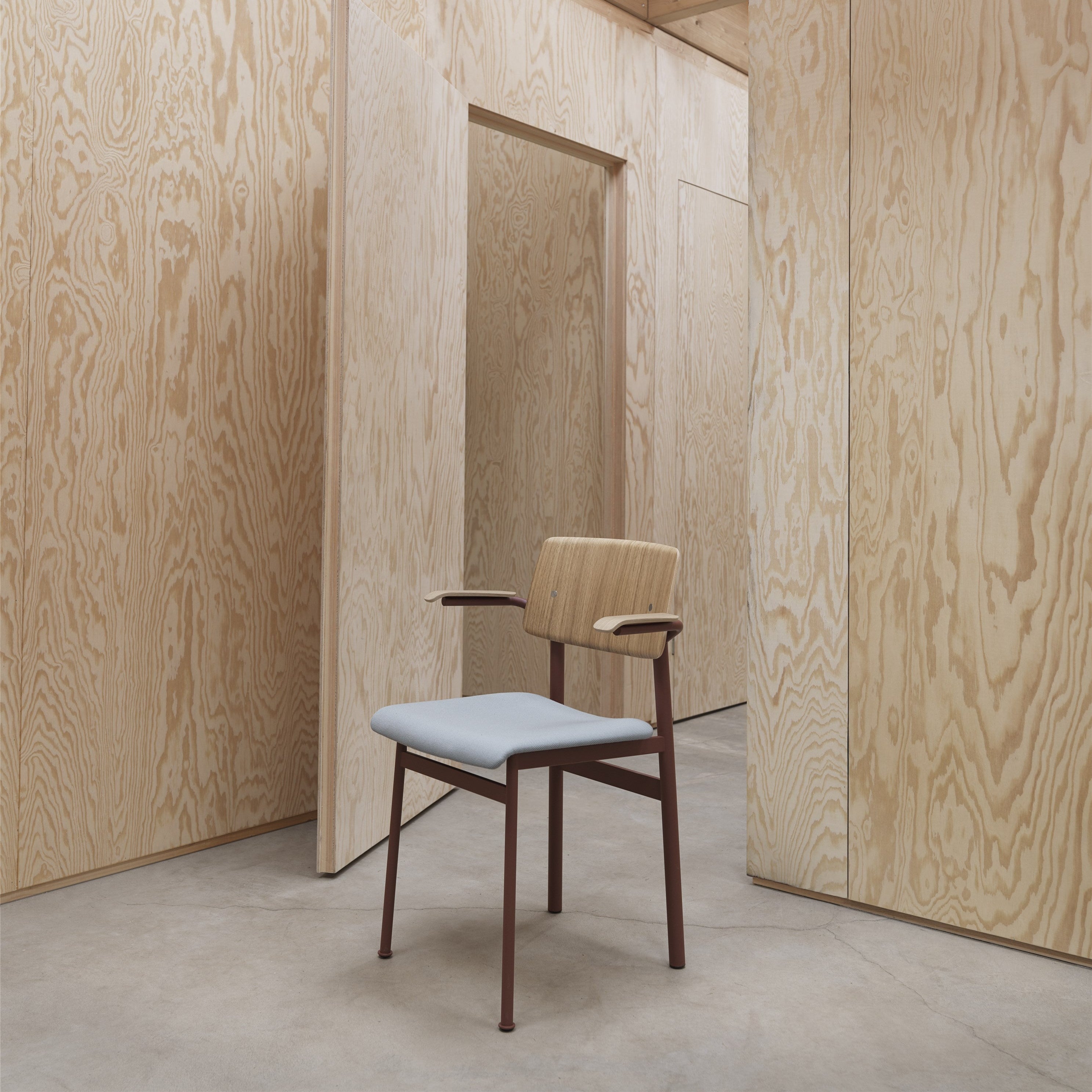 Loft Chair with Armrest