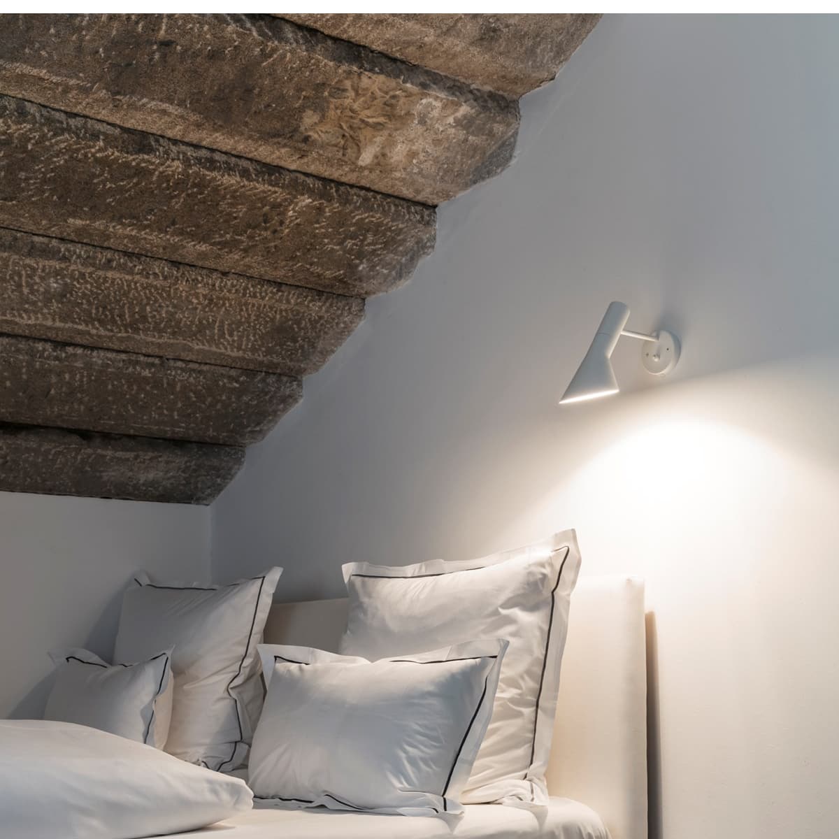 Louis PoulsenAJ Wall Lamp - Batten Home