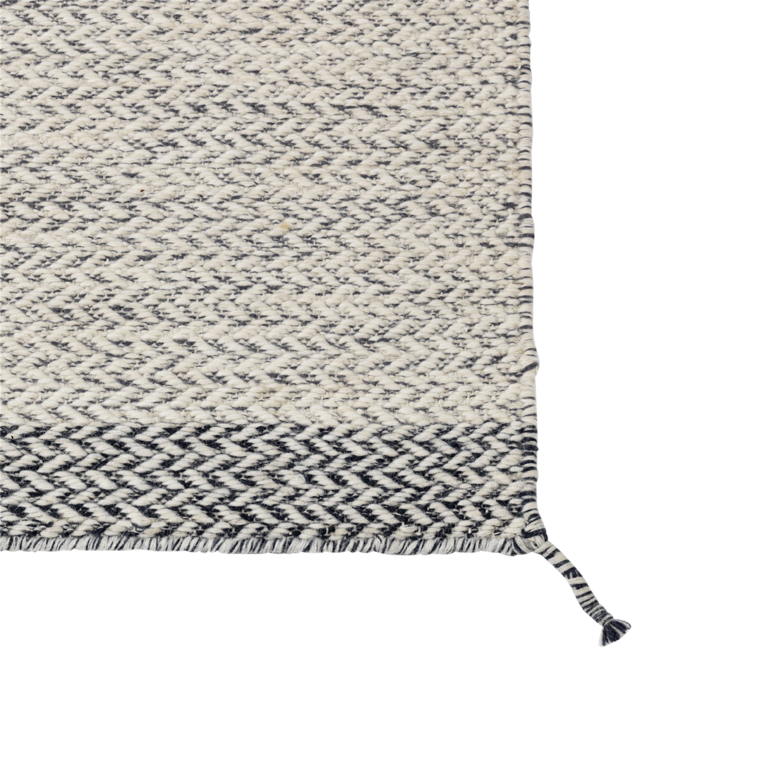 MuutoPly Rug 400 x 400 - Batten Home