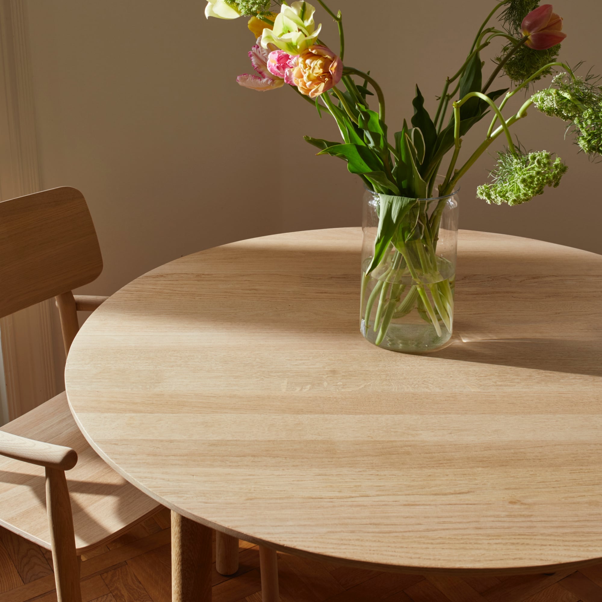 Hven 110 Round Table - Batten Home