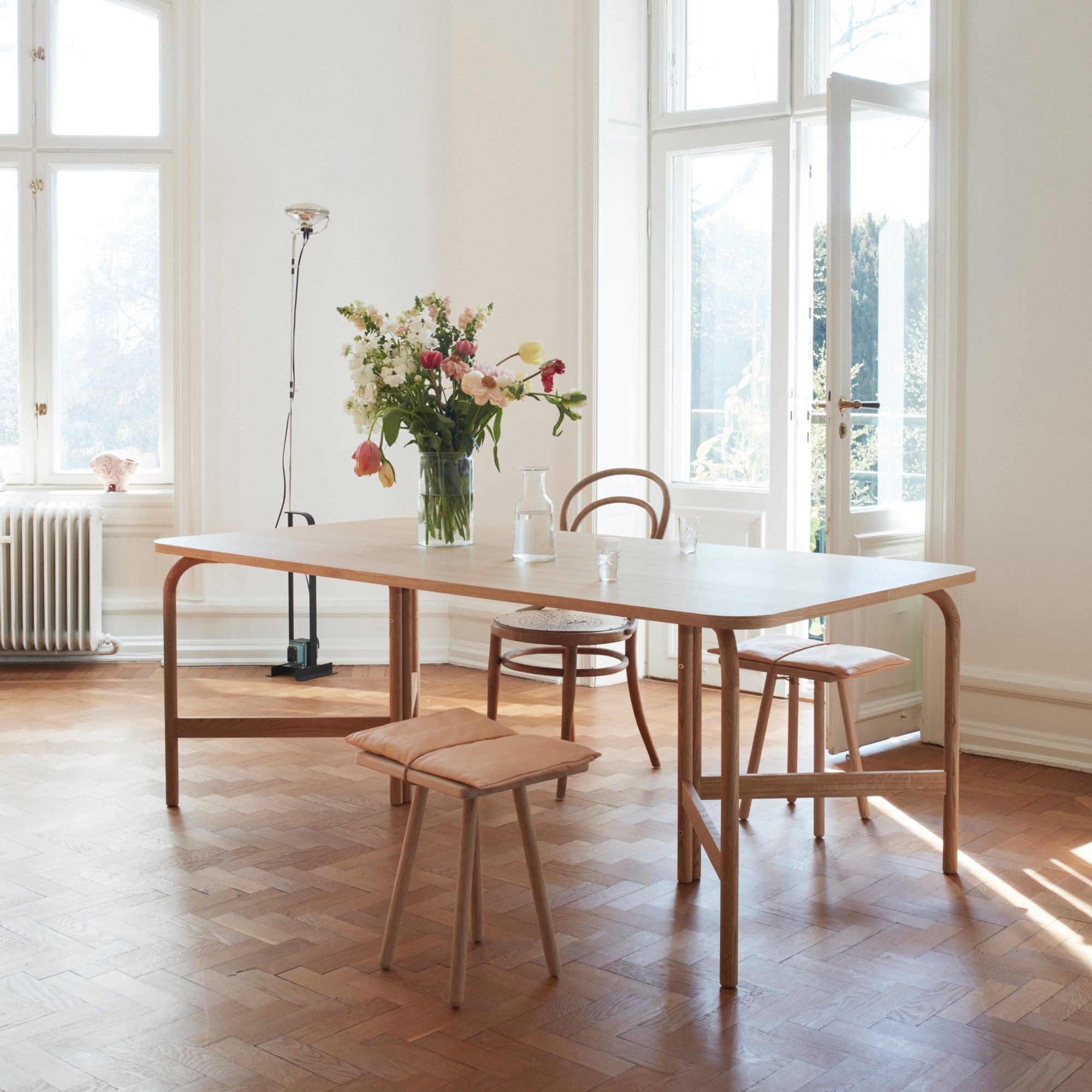 SkagerakAldus Table - Batten Home