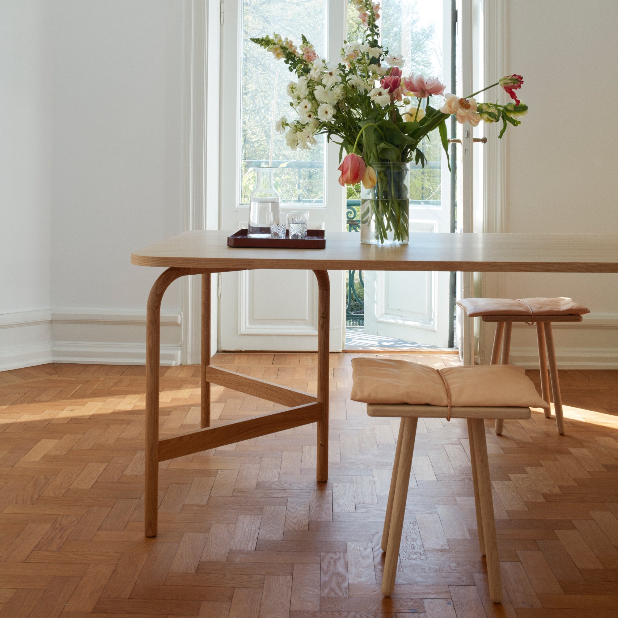 SkagerakAldus Table - Batten Home